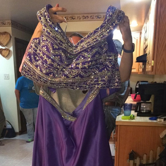 Dresses & Skirts - Dress Dresses & Skirts - Dress